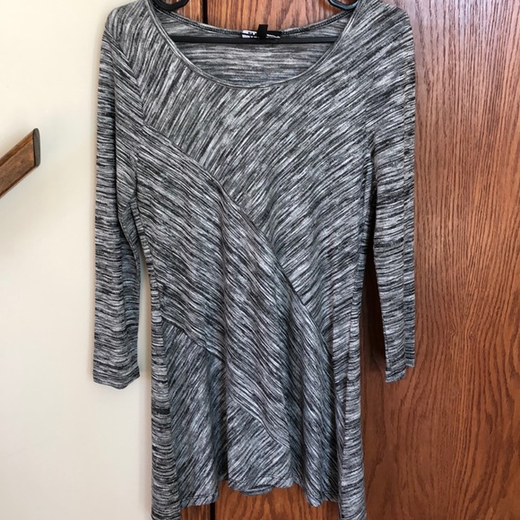 NWD grey/white/black 3/4 sleeve tunic - Picture 2 of 14
